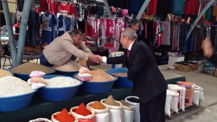 Milli İttifak adayları ikramları sandıkta beklediklerini söyledi