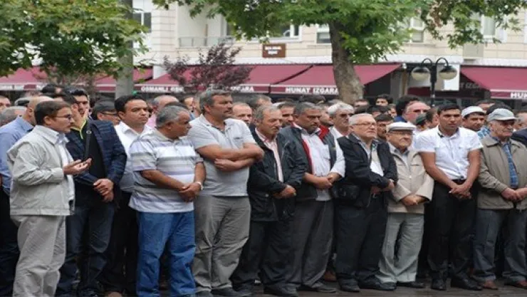 MUSTAFA AĞCA, RAHMANA KAVUŞTU