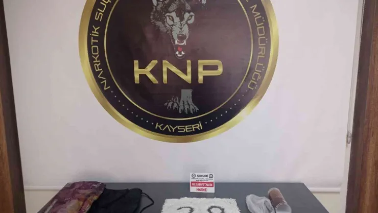 Narkotik ekiplerinden 1 günde 3 farklı operasyon: 13 gözaltı