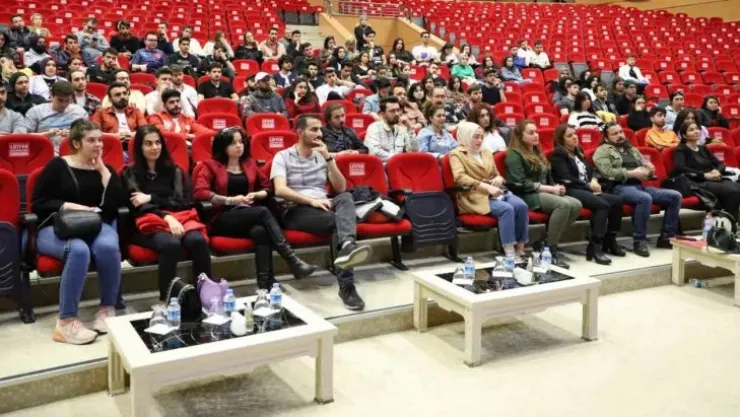 NEVÜ'de 'Kruvaziyer Turizmi ve Turizmde Yurt Dışı İş Olanakları' konulu konferans düzenlendi