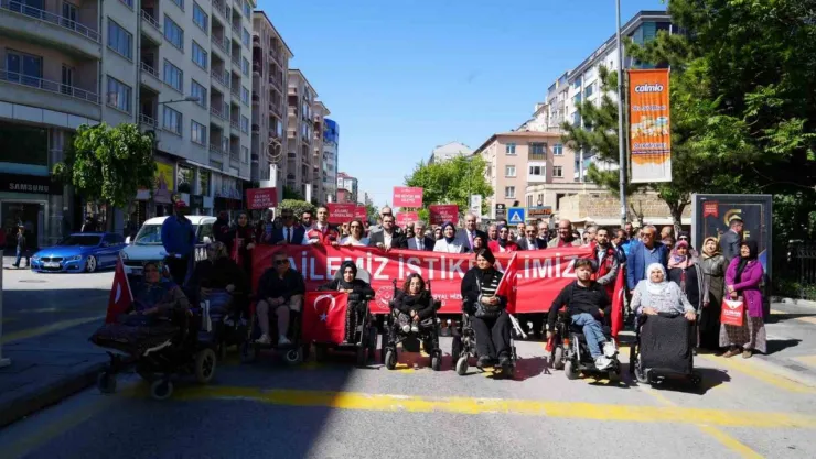 Niğde'de 'Aile istikbalimizdir' yürüyüşü gerçekleştirildi