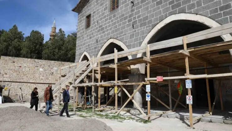 Niğde'de tarihi Kilise Kütüphaneye çevriliyor