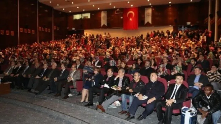 Nurettin Topçu Anıldı