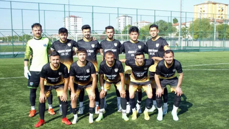 Ömürspor ilk sezonunda ligi namağlup tamamladı
