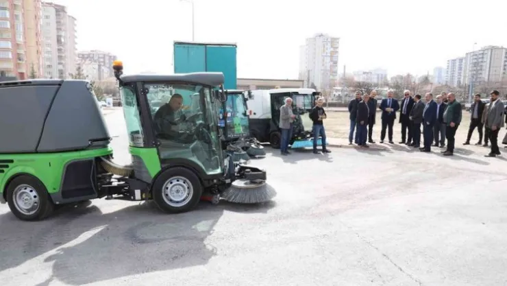 Osman Kavuncu ve Esentepe Mahallesi'nde ilkbahar temizliği başladı