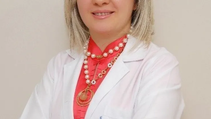 Özel Dünyam Hastanesi Diyetisyen Esma Birkol'dan Yılbaşı Yemeği Uyarısı