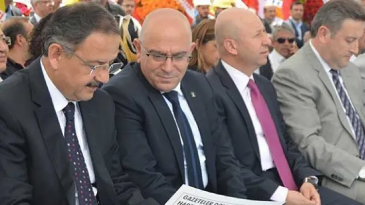 Özhaseki mecliste sucuk dağıtacak!