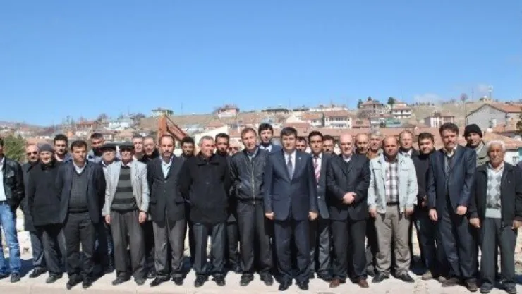 Pınarbaşı Devlet Hastanesi'ne Belediye Engeli