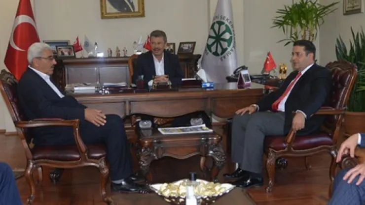 Pınarbaşı Kaymakamı Çelik'ten Kayseri Şeker'e Ziyaret