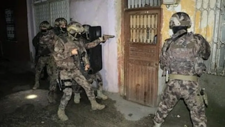 20 adrese 29 ekiple şafak baskını