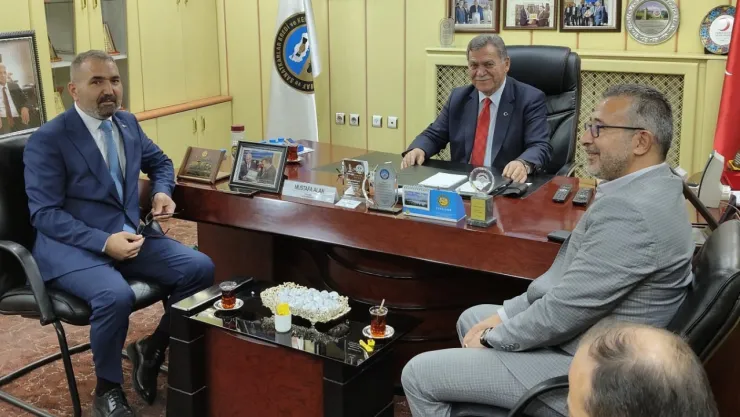 Refik Karakuzay'dan Başkan Alan'a Ziyaret