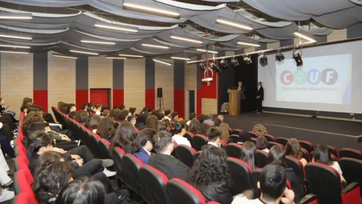 Rektör Altun, lise öğrencileri ile buluştu