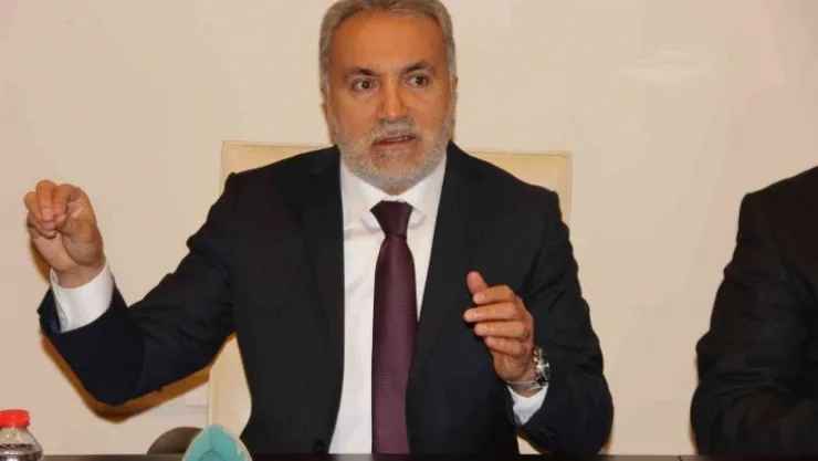 Rektör Karadağ, 'Üniversiteleri politik tartışmaların dışında tutun'