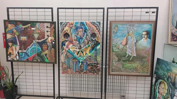 Ressam Hasan Bağdaş'ın 'Avustralya'dan Anadolu'ya' temalı resim sergisi açıldı
