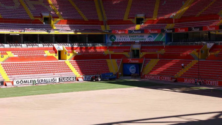 Kayseri Stadyumu yeni sezona hazırlanıyor