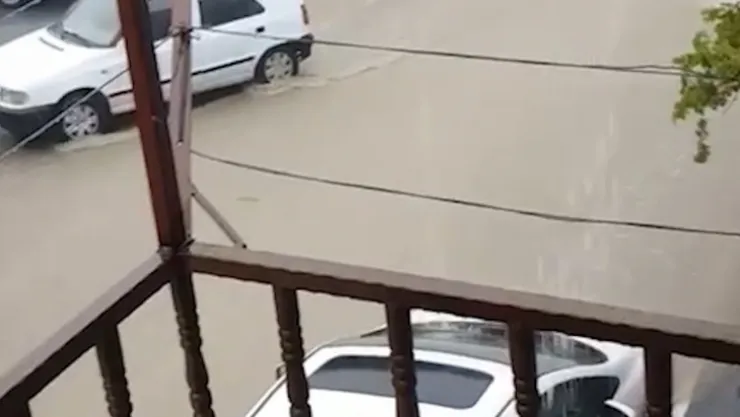 Sağanak yağış sele sebep oldu