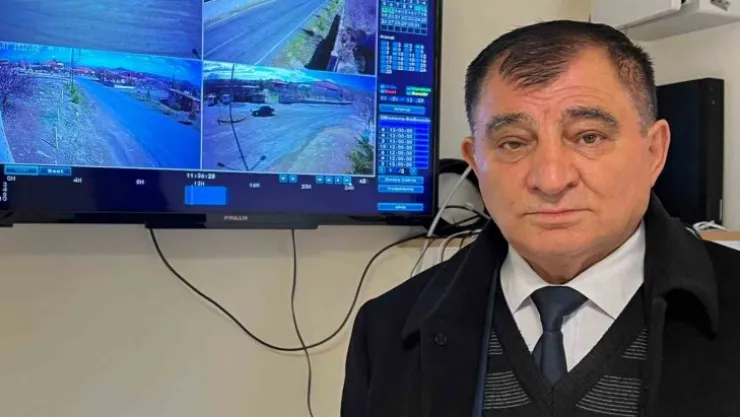 Sahte jandarmayı gerçek jandarma yakaladı