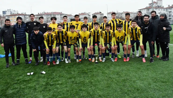 Şampiyon Adı Değişmedi: Talas Belediyespor Yine Şampiyon