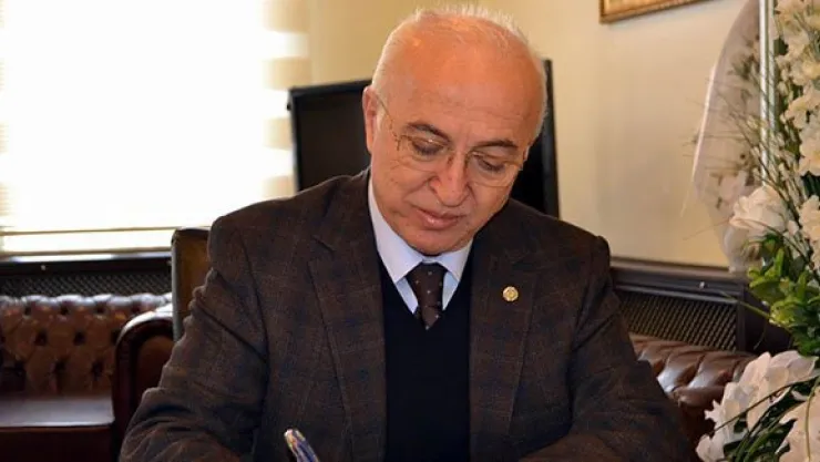 Sayın Cumhurbaşkanımızı etkinliğimizde ağırlamaktan çok büyük mutluluk duyduk