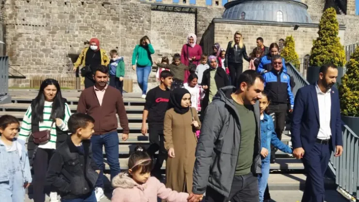 Şehit, gazi aileleri ve çocuklarına kültür gezisi