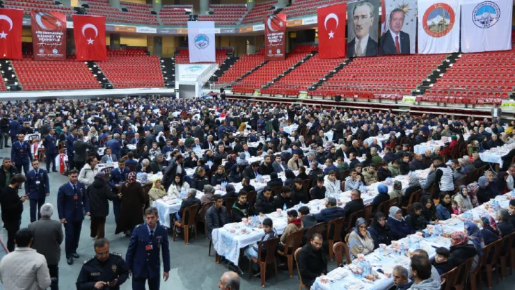 Şehitler İçin Anma Programı Düzenlendi