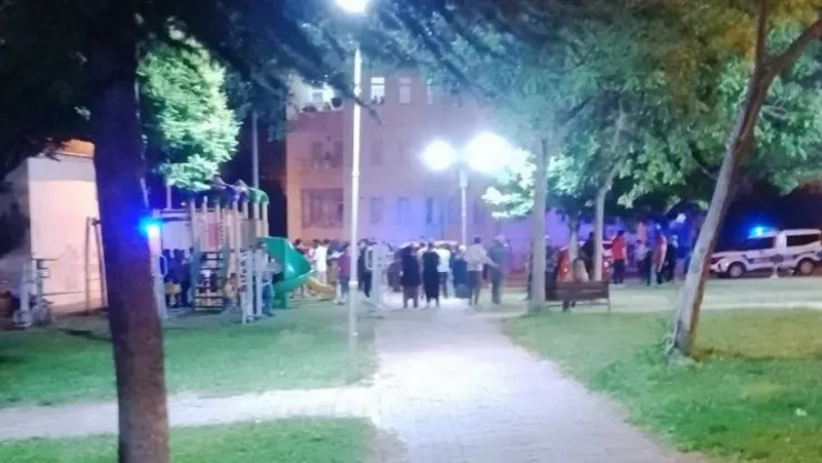 Silahla bacağından yaralanan şahıs hastaneye kaldırıldı