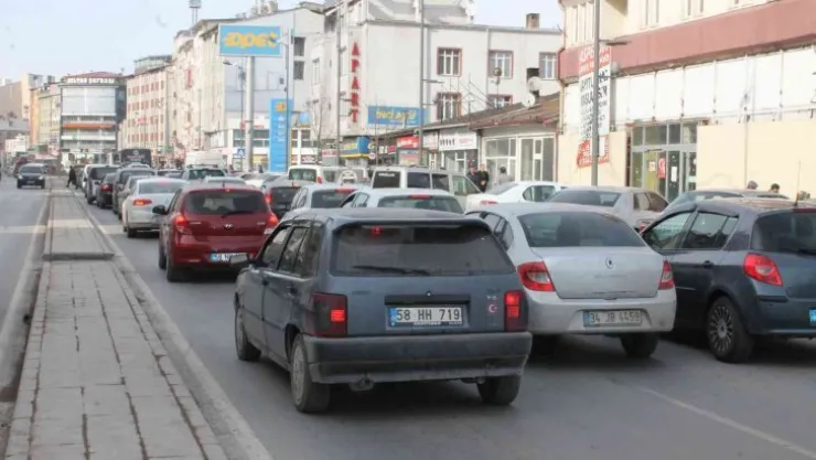 Sivas'ta araç sayısı arttı