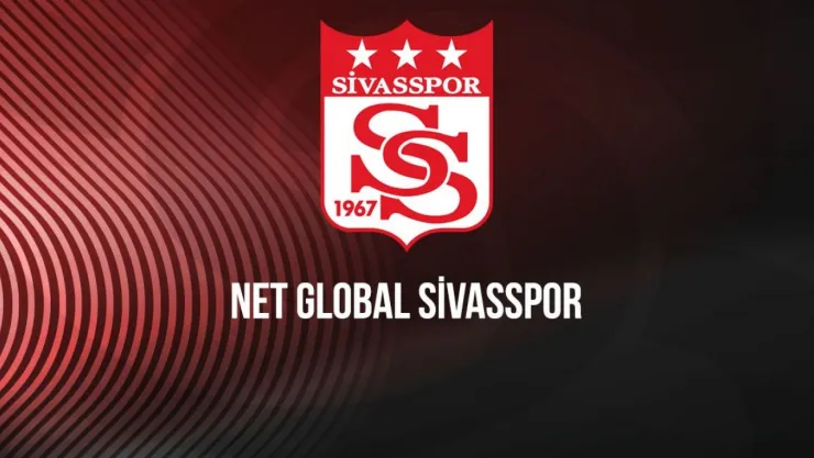 Sivasspor: 'Rey Manaj'ı hedef alan hadsiz yorumları kınıyoruz'