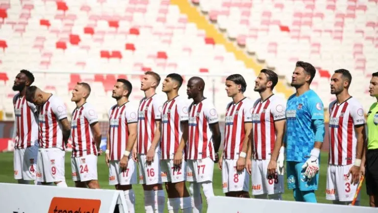 Sivasspor'da 3 futbolcu sarı kart sınırında
