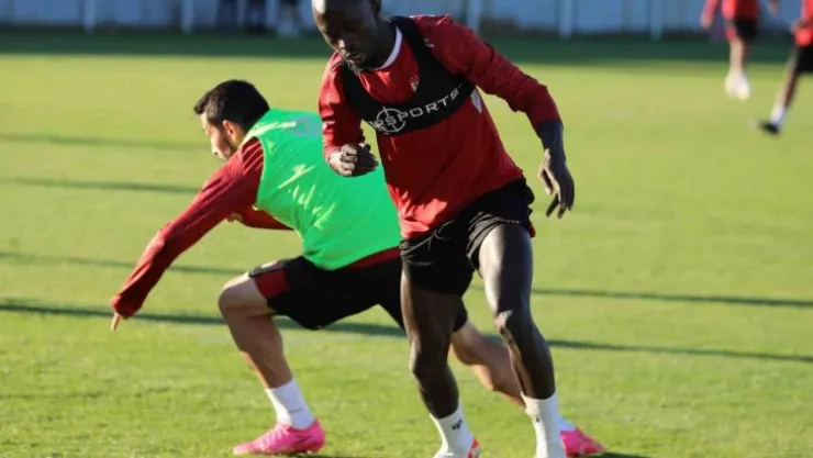 Sivasspor şut ve taktik çalıştı
