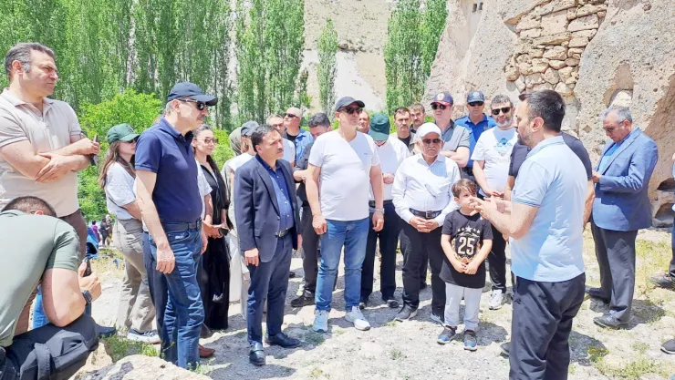 Soğanlı Vadisi'nde Tarihi Buluşma: Vali Çiçek ve Protokol, Doğanın Tadını Çıkarıyor