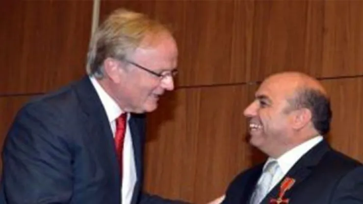 Soysaraç'a, 'almanya Federal Cumhuriyeti Kordonlu Liyakat Nişanı' Verildi