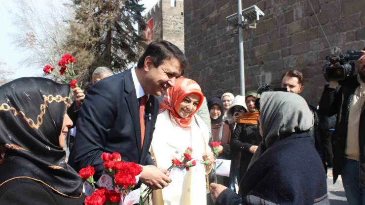 SP'li Arıkan: 'Toplumumuzun ilerlemesindeki en büyük güç bizim kadınlarımız'