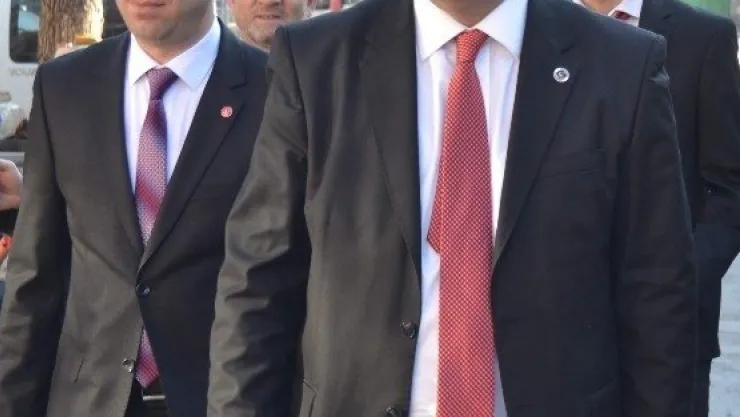 Sp'li Adaylar Seçim Çalışmasında Ak Parti İl Başkanı İle Karşılaştı 