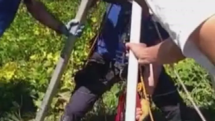 Su kuyusuna düşen köpeği AFAD kurtardı