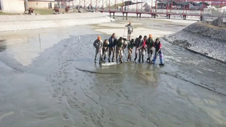 Su kuşları göleti temizleme çalışmaları başlatıldı