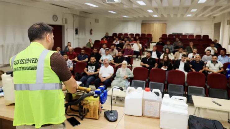 Talas Belediyesi'nden Biyosidal Eğitimine Uzman Desteği