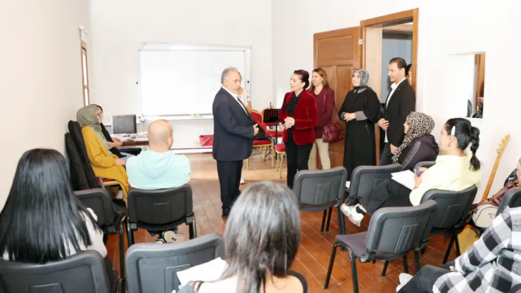 Talas Belediyesi'nden Sanatla Toplumsal Duyarlılığa Örnek Proje