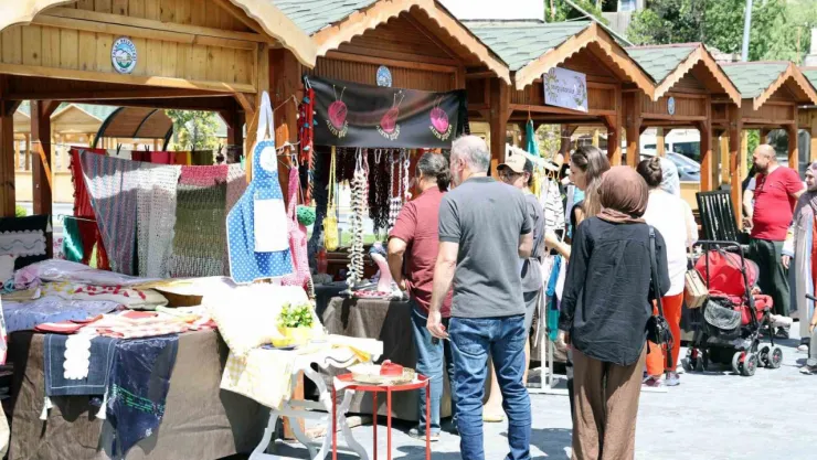 Talas'ta bu pazar 'maharetli Eller' günü