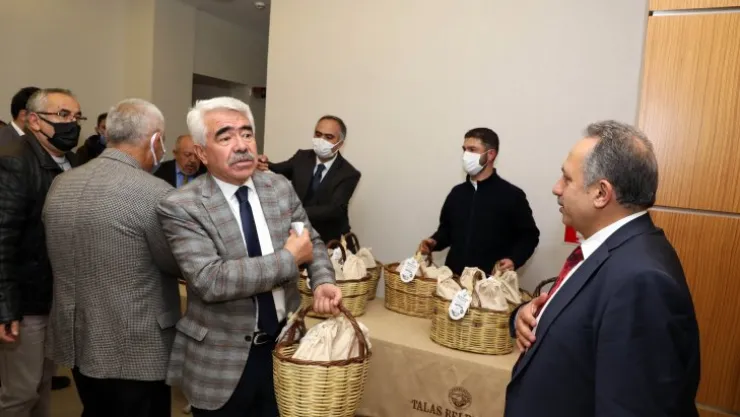 Talas'ta yılın son meclisi 'Oybirliği ile'