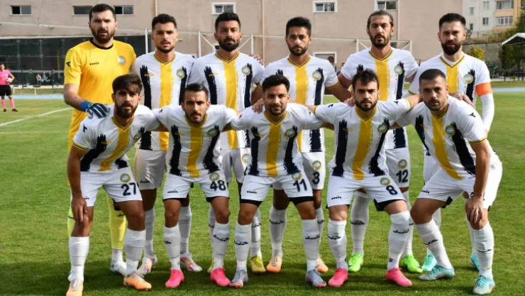 Talasgücü Belediyespor puanla döndü