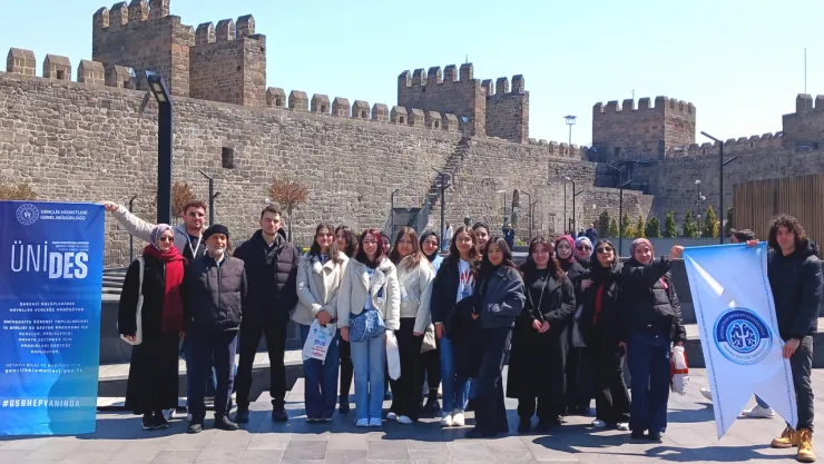 Tarih ve Terapi Buluştu: Gevher Nesibe'nin İzinde Kayseri Gezisi