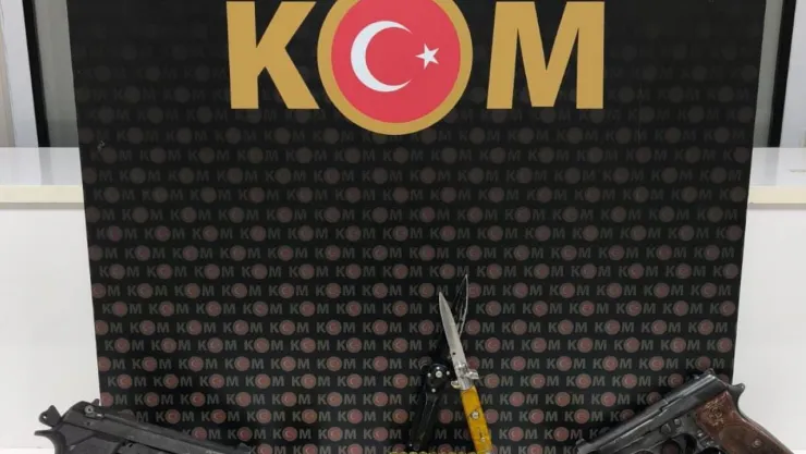 Tarihi eserleri yurt dışına çıkaramadan yakalandı