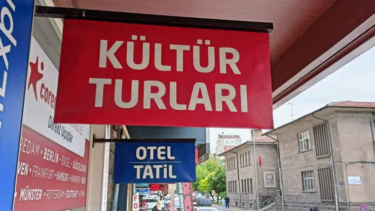 Tatil turları yüzde 50 zamlandı