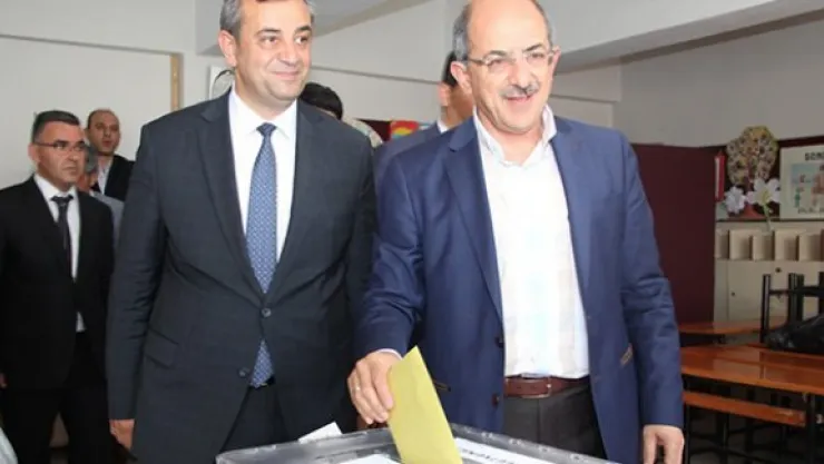 Tekden, 1396 Nolu sandıkta oy kullandı