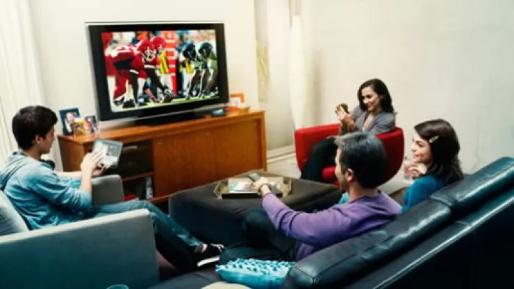 TELEVİZYON OBEZİTEYİ TETİKLİYOR