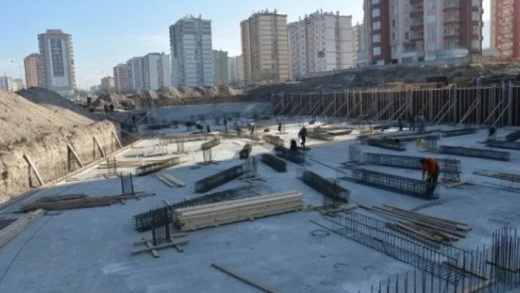 Tınaztepe Sosyal Ve Spor Tesislerin İnşaatı Hızla Devam Ediyor 