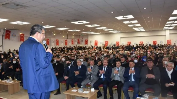 Tomarza'da Hayati İnanç programına yoğun ilgi