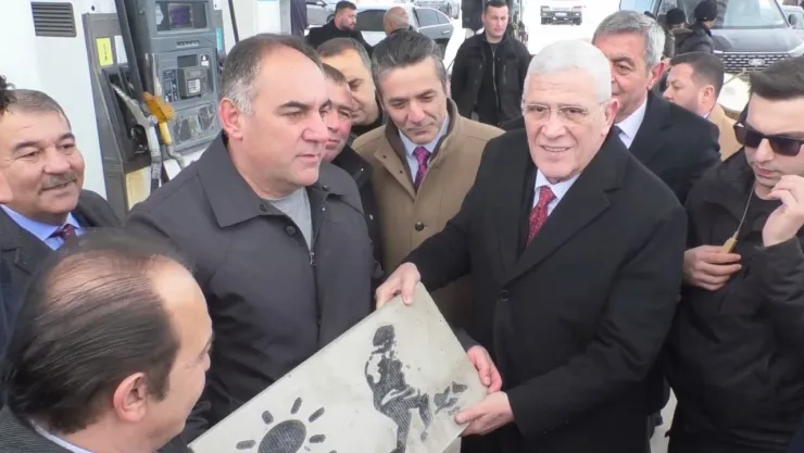 Tomarza'da İYİ Parti Genel Başkanı Müsavat Dervişoğlu rüzgarı