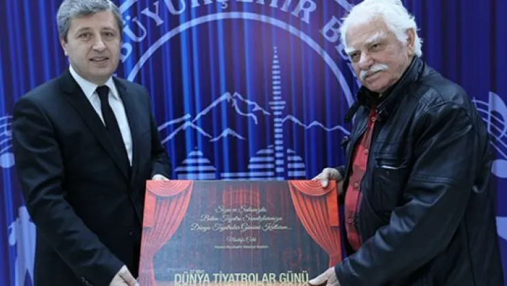 Ünlü Yönetmen Semih Sergen öğrencilerle söyleşide buluştu